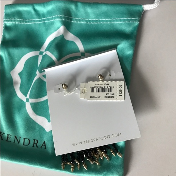 Kendra Scott Blossom Tassel earrings - Picture 7 of 9